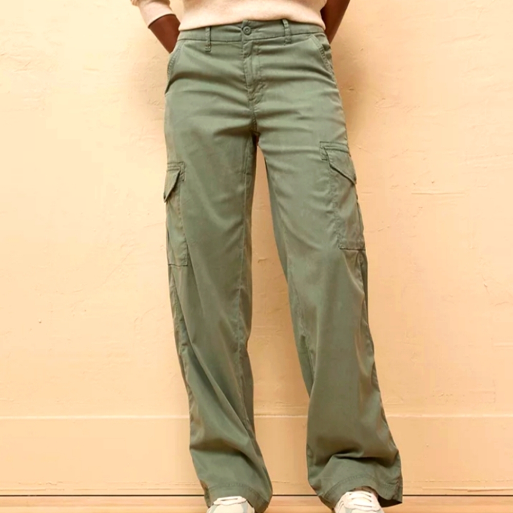 American Eagle Dreamy Drape Cargo Trousers